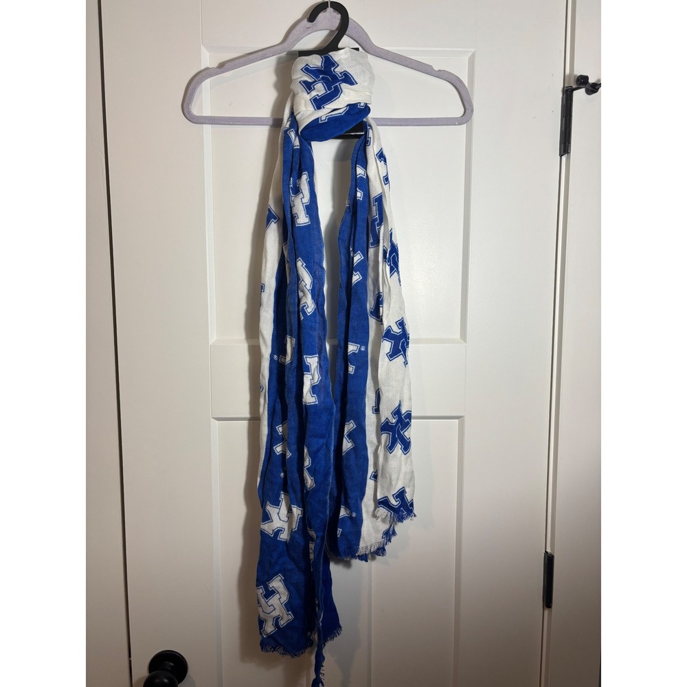 Zoozatz Kentucky Wildcats Scarf White Blue NCAA Collegiate Infinity